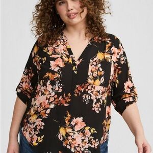 Torrid Harper 3/4 Sleeve Pullover Blouse | Black Floral | Size 4 (26/28)